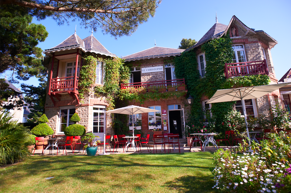 Hotel Restaurant Saint Benoit Hotel Restaurant Saint Benoit