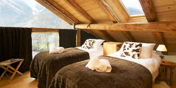 Chalet Bibendum : an award winning chalet to escape to with your tribe