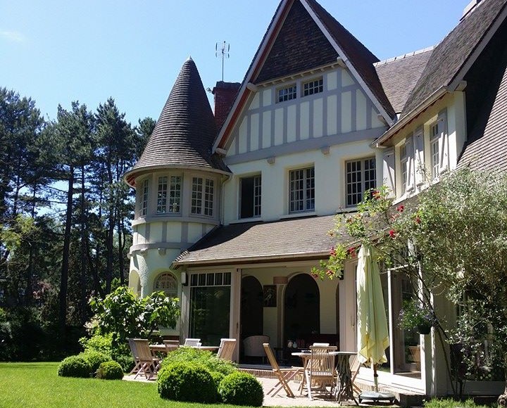 Villa Haec Otia: an elegant guest house getaway in Le Touquet