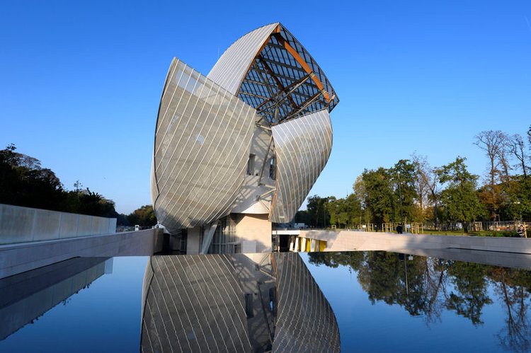 Visit the Fondation Louis Vuitton