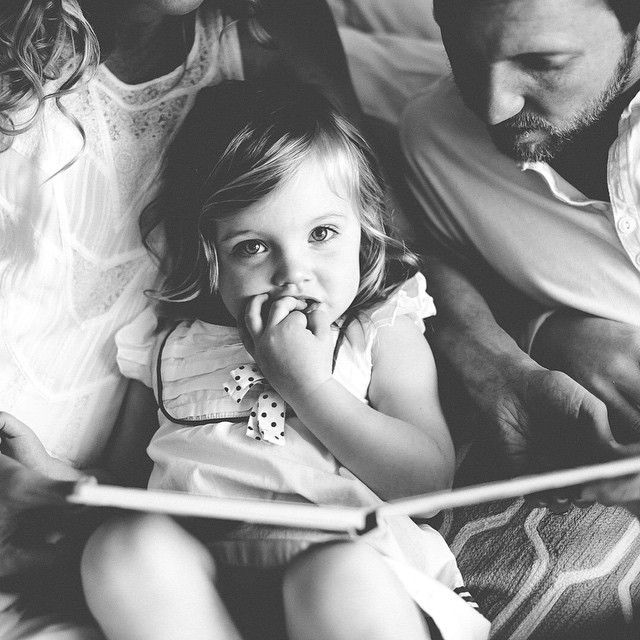 Pourquoi les papas doivent lire des histoires à leurs enfants ?