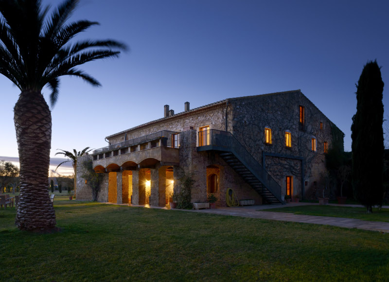 Mas Sant Joan: an intimate club for families on the Costa Brava (Spain)