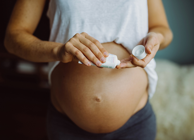 Cosmétiques : 5 marques naturelles à adopter pendant la grossesse