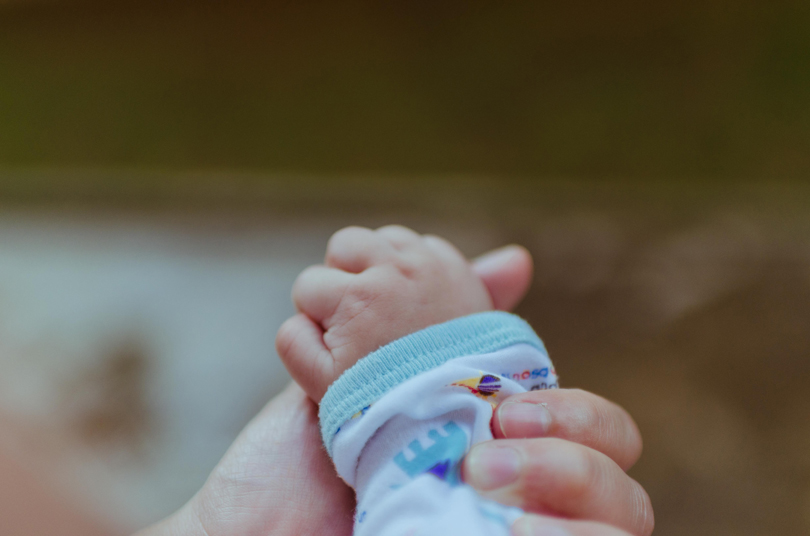 Confidences de maman : « j’ai accouché prématurément, mon mari au bout du monde »