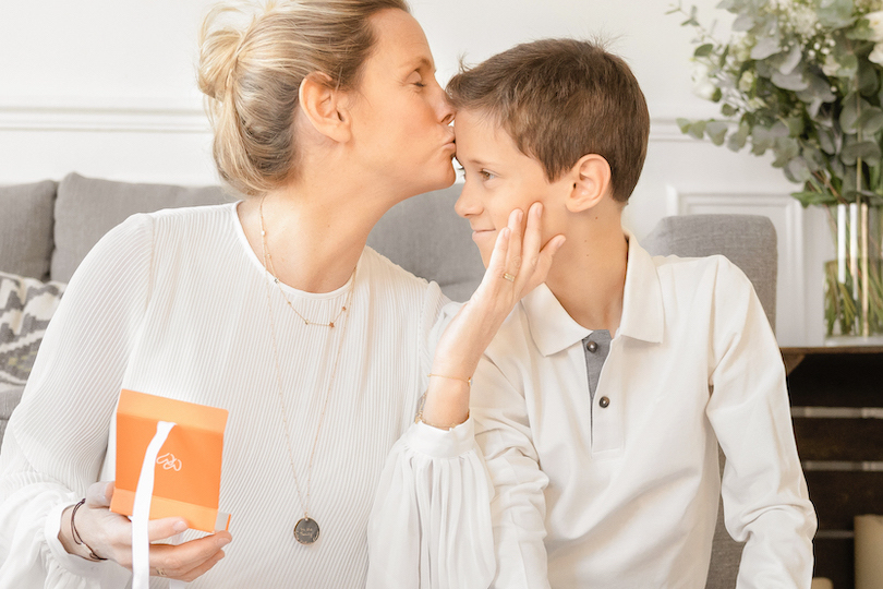 Cadeau de fête des mères : à chacune son bijou personnalisé