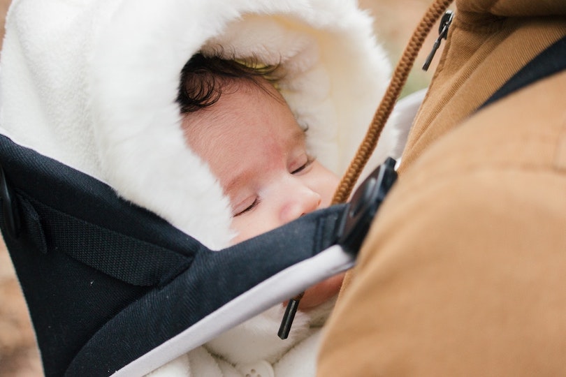 Trousseau de naissance : les essentiels pour ses premières sorties