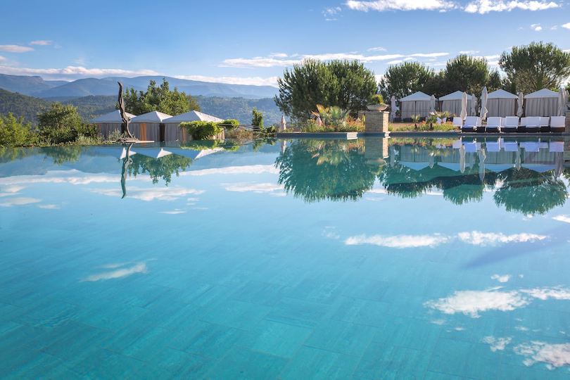 Les plus belles adresses avec piscine pour des vacances en famille en France