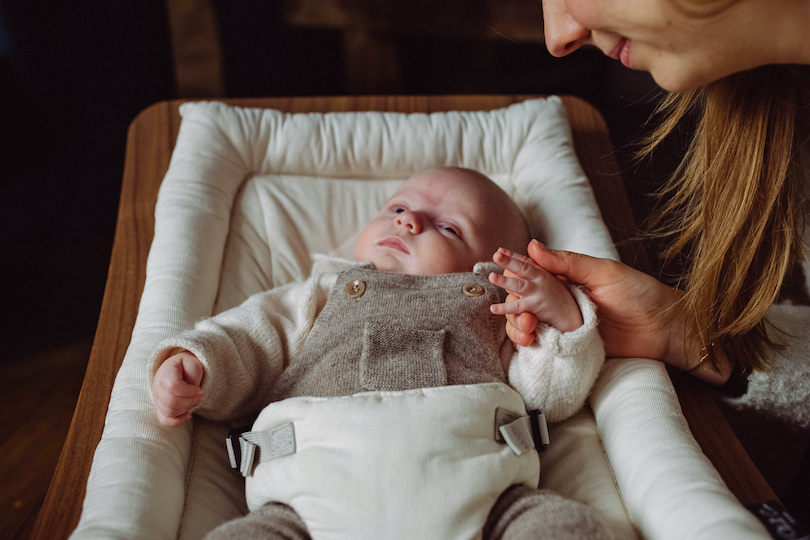 Premier mois : Les conseils de Sonia Krief pour accueillir son nouveau-né en toute sérénité