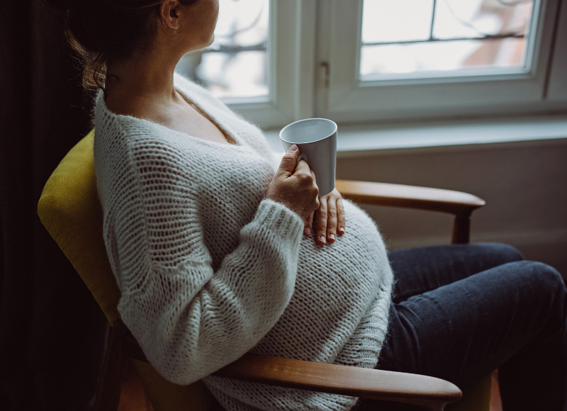 Être enceinte en confinement : comment vivez-vous votre grossesse à huis clos ?
