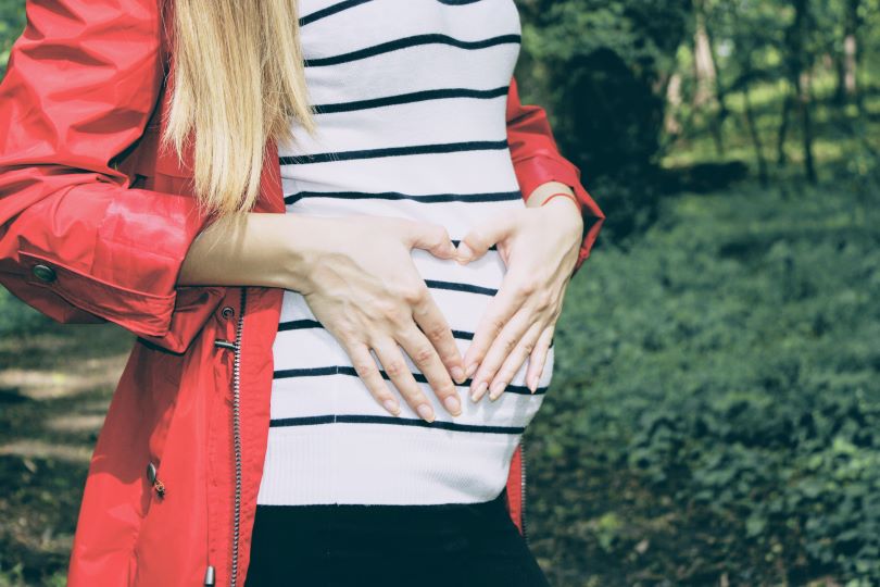 1 mois de grossesse : comment gérer l’attente et la peur de la fausse couche ?