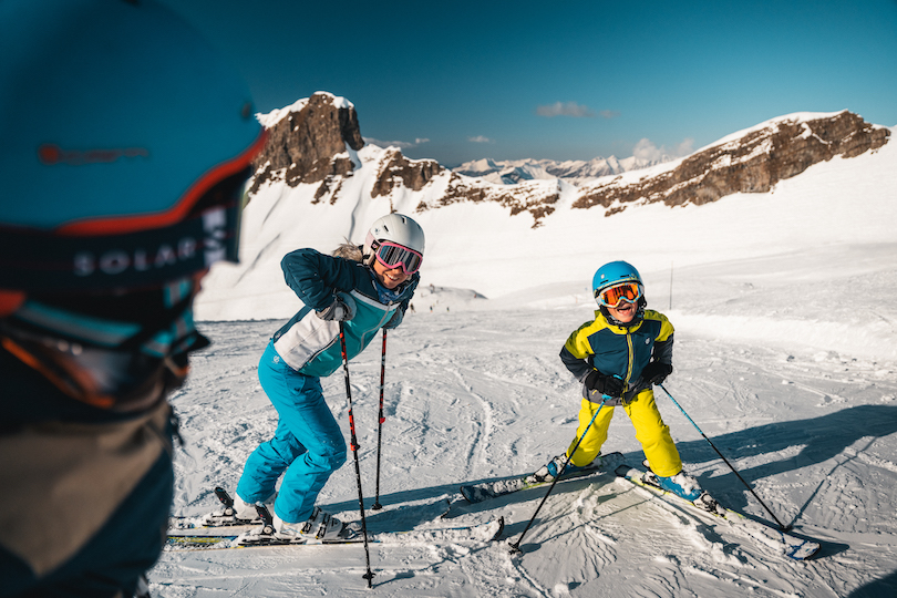 Skier à Flaine, Grand Massif : station atypique et familiale