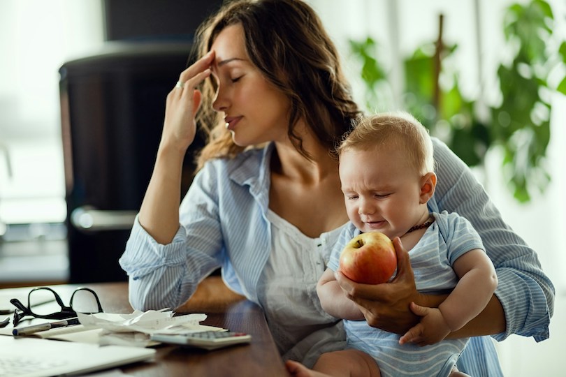 Charge mentale maternelle et culpabilité : entre vécu et outils pour s’alléger