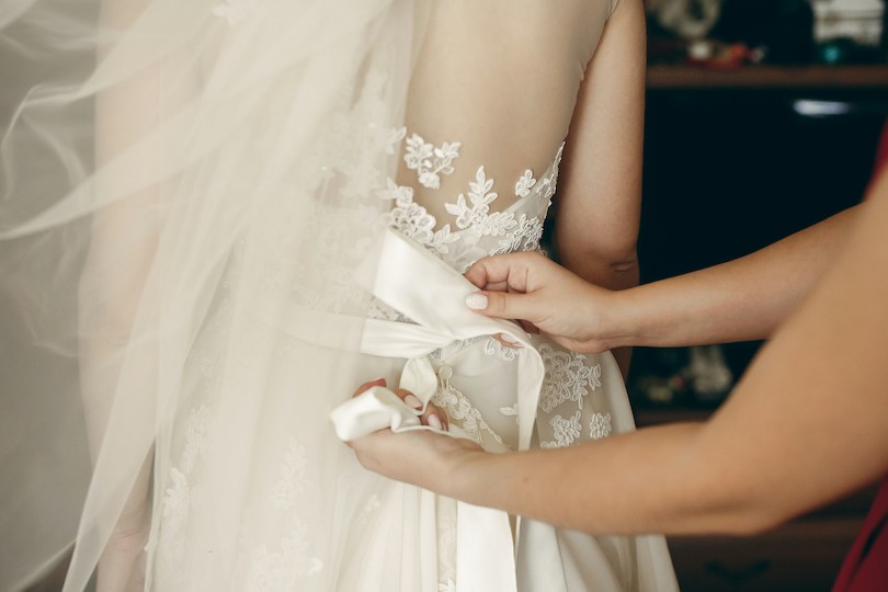 Robe de mariage, robe de soirée : trouver la tenue parfaite pour les grands moments