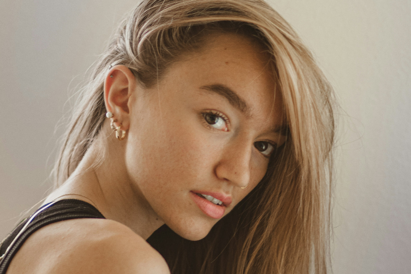 Beauté printemps 2026 : les 5 looks maquillage que les mamans adorent (sans passer 1h devant le miroir)