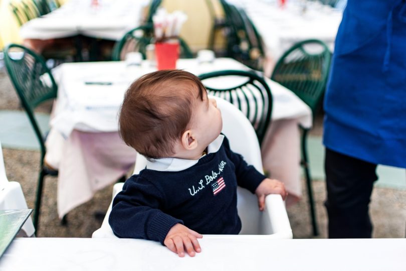 Resto avec bébé : comment éviter le stress