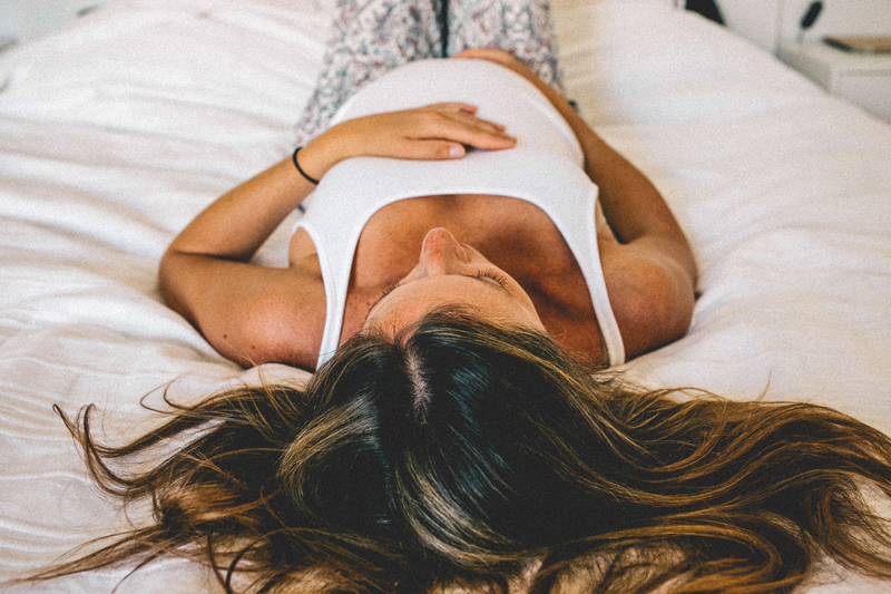 KOS Paris : une huile précieuse pour accompagner votre grossesse