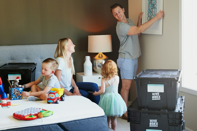 Comment préparer un enfant de 2 ans à un déménagement ?