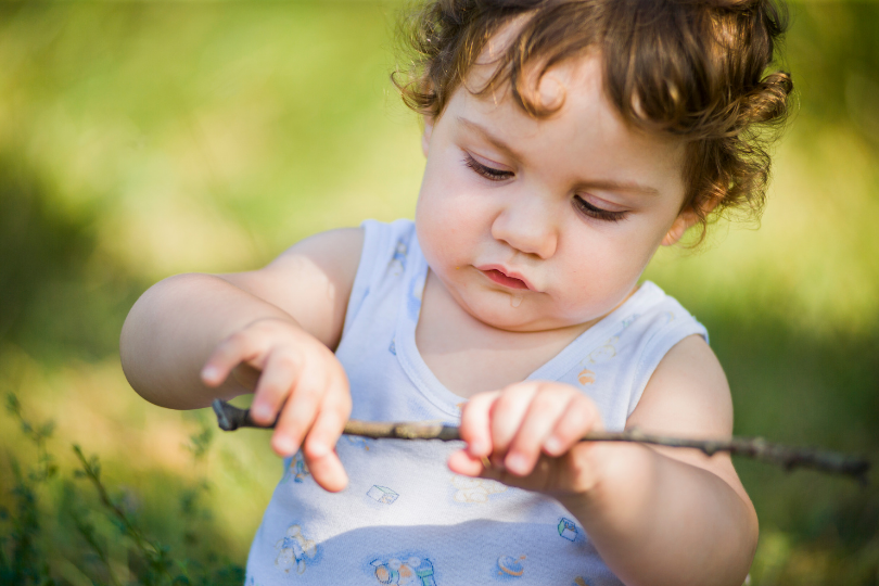 Les enfants aiment-ils toujours construire des cabanes ?