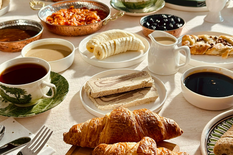 Brunch healthy en famille : nos idées de recettes gourmandes et pauvres en sucre