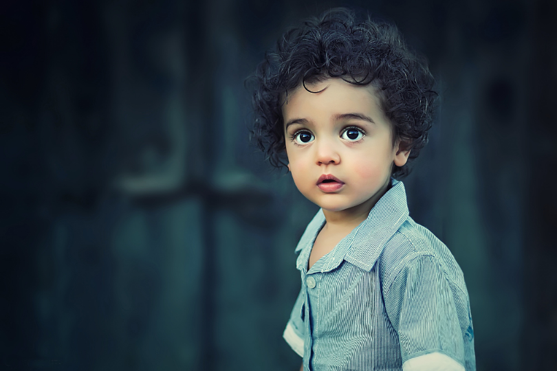 Nos fils face aux influenceurs masculinistes: comment protéger nos enfants ?
