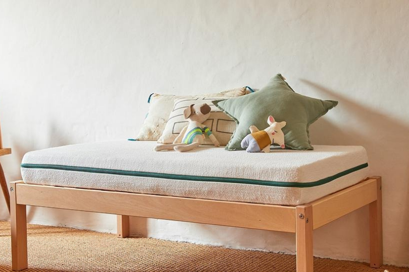 Matelas en latex naturel pour enfant : une bonne idée ? Ce qu’il faut regarder avant d’acheter